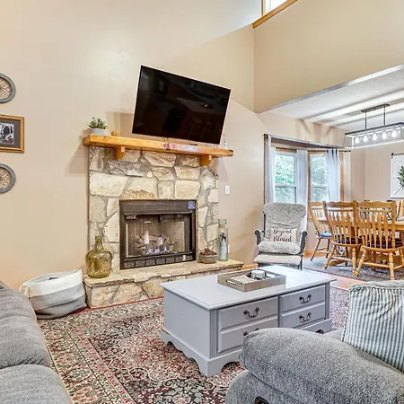 Spacious Home In Helen With Porch And Balcony! Exterior photo