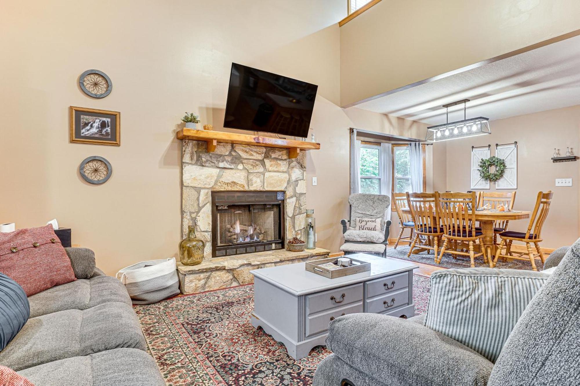 Spacious In With Porch And Balcony! Casa vacanze *